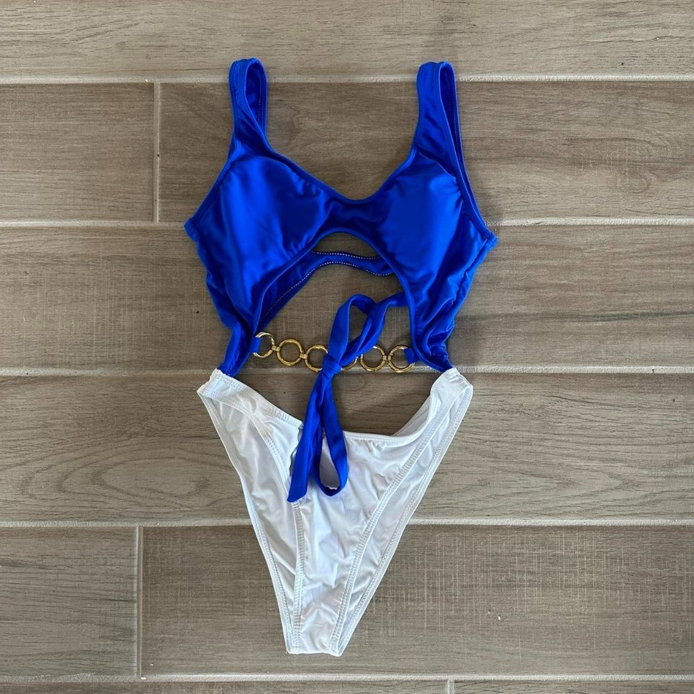Cut Out One Piece Swimsuit